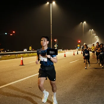 Runner Photo 7492986