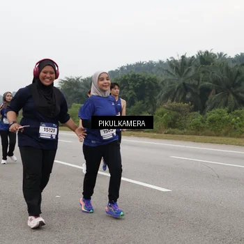 Runner Photo 7493005