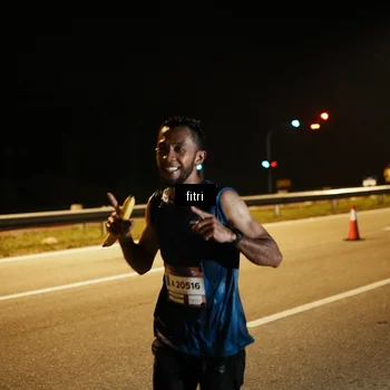 Runner Photo 7493024