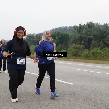 Runner Photo 7493030