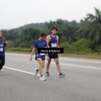 Runner Photo 7493038