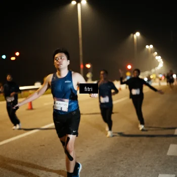 Runner Photo 7493039