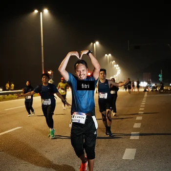 Runner Photo 7493040