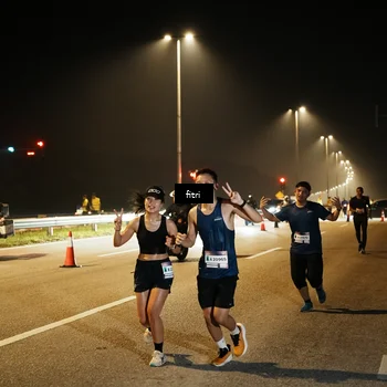 Runner Photo 7493060
