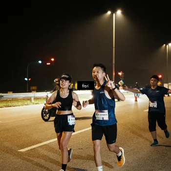 Runner Photo 7493063