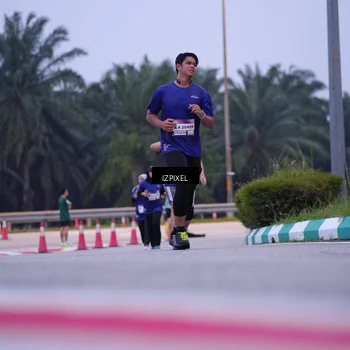 Runner Photo 7493067