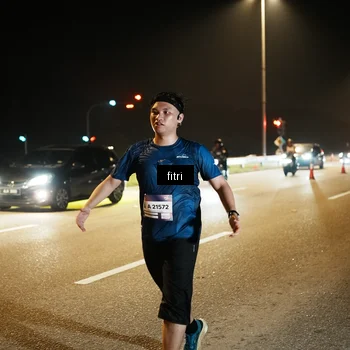 Runner Photo 7493070