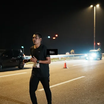 Runner Photo 7493075