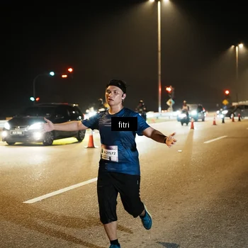 Runner Photo 7493076
