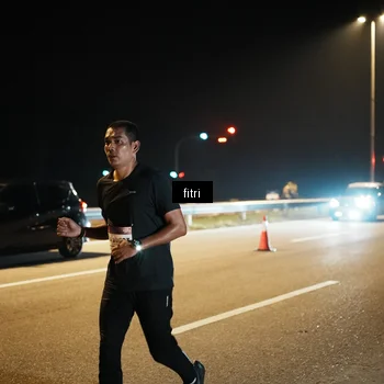 Runner Photo 7493079