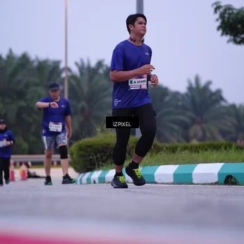 Runner Photo 7493089
