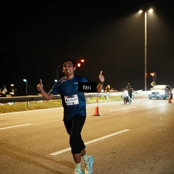 Runner Photo 7493091