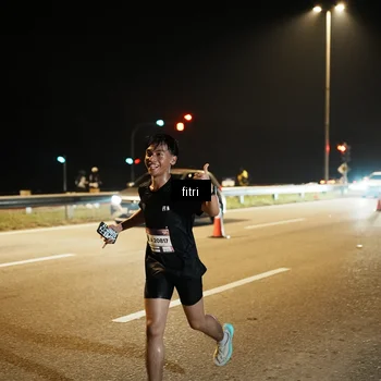 Runner Photo 7493094