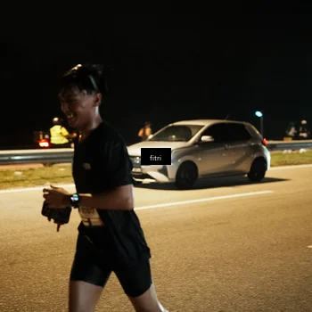 Runner Photo 7493100