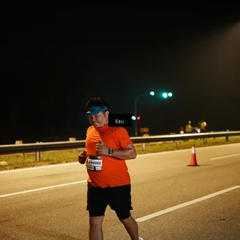 Runner Photo 7493110