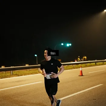 Runner Photo 7493112