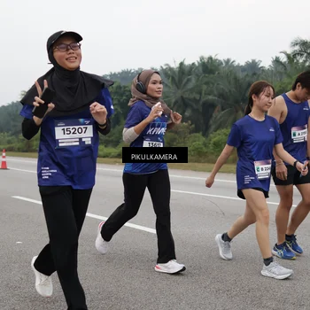 Runner Photo 7493122