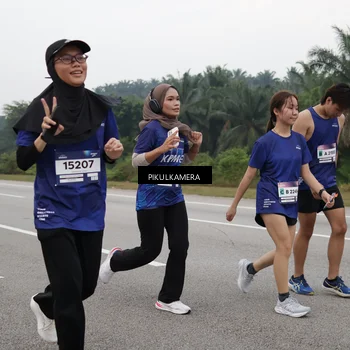 Runner Photo 7493129
