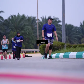 Runner Photo 7493131
