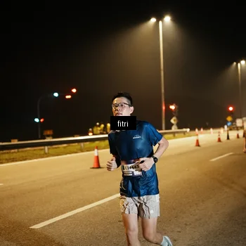 Runner Photo 7493132
