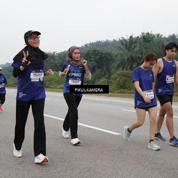 Runner Photo 7493139