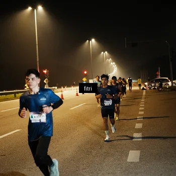 Runner Photo 7493143