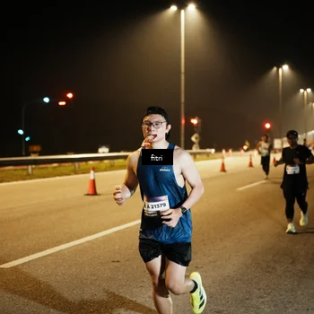Runner Photo 7493153