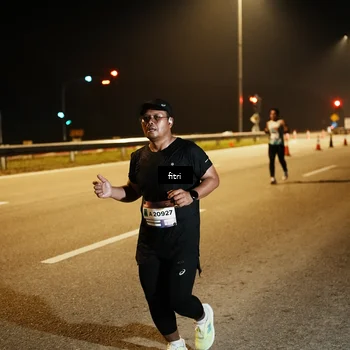 Runner Photo 7493154