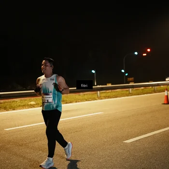 Runner Photo 7493159