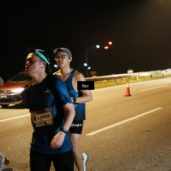 Runner Photo 7493164