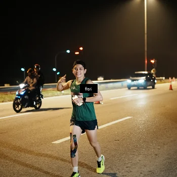 Runner Photo 7493168