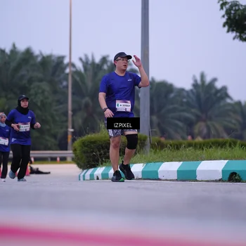 Runner Photo 7493176