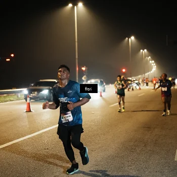 Runner Photo 7493182