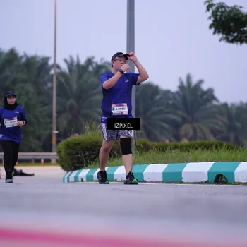 Runner Photo 7493184