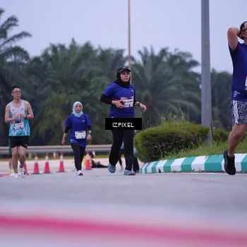 Runner Photo 7493190