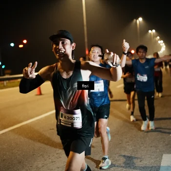Runner Photo 7493192