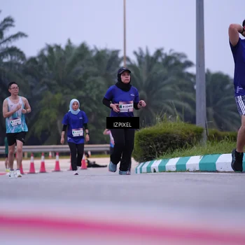 Runner Photo 7493202