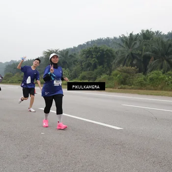 Runner Photo 7493237