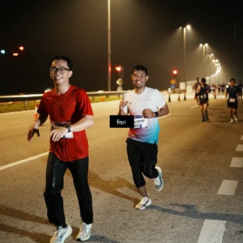 Runner Photo 7493239