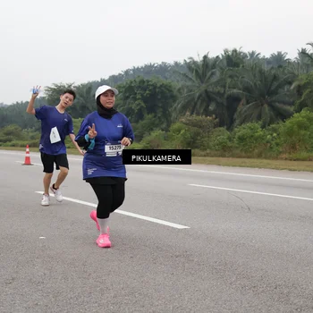 Runner Photo 7493244