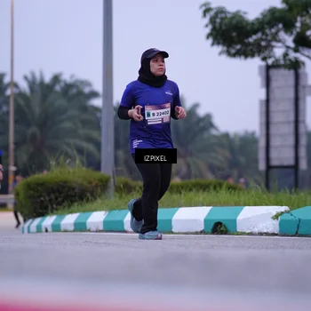 Runner Photo 7493247