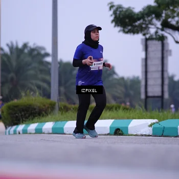 Runner Photo 7493248