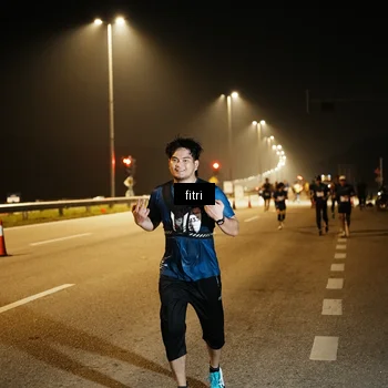 Runner Photo 7493251