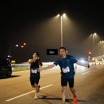 Runner Photo 7493279