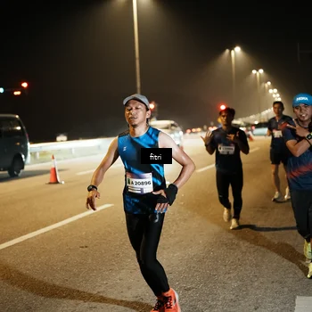 Runner Photo 7493349