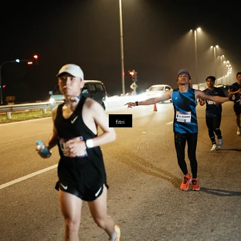 Runner Photo 7493351