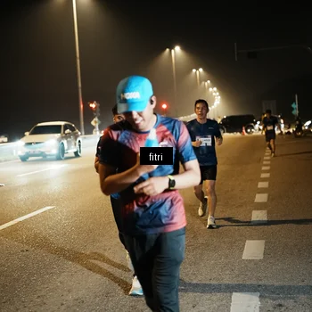 Runner Photo 7493355