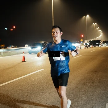 Runner Photo 7493357
