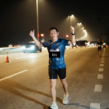 Runner Photo 7493360