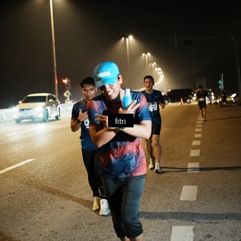 Runner Photo 7493365